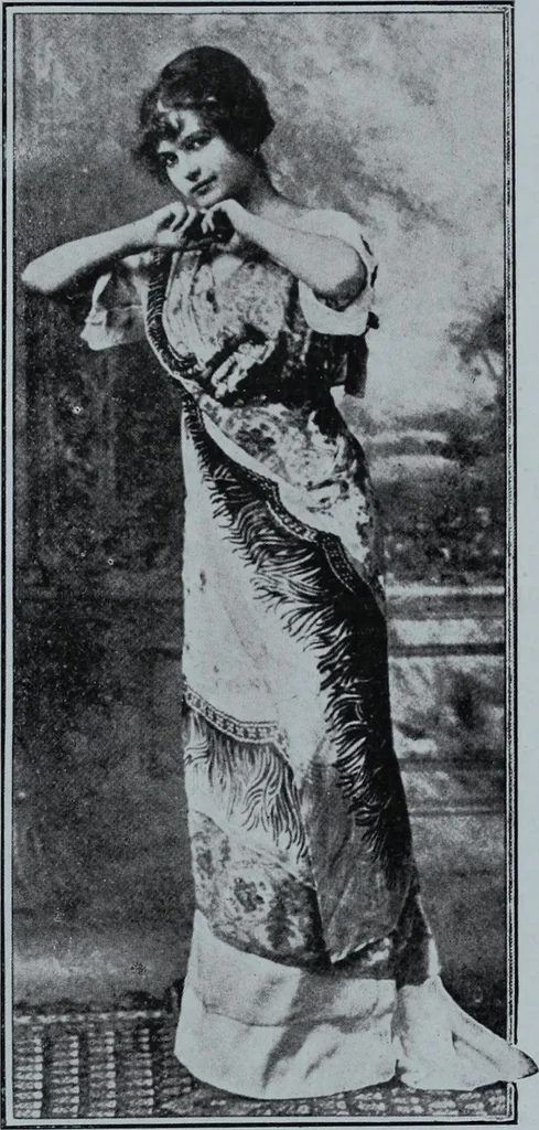 An illustration from Tissus et nouveauts 1911, 1911, leaf 576
