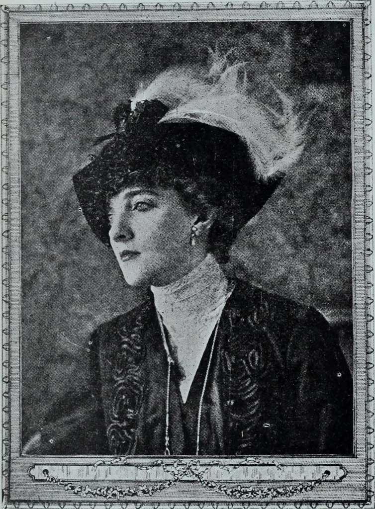 An illustration from Tissus et nouveauts 1912, 1912, leaf 293