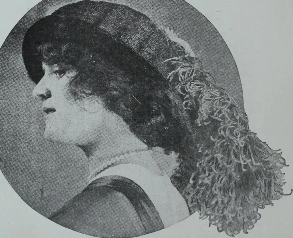 An illustration from Tissus et nouveauts 1913, 1913, leaf 31