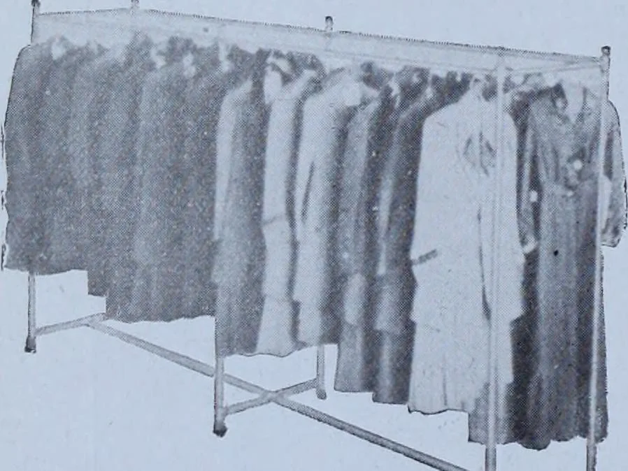 An illustration from Tissus et nouveauts 1913, 1913, leaf 319