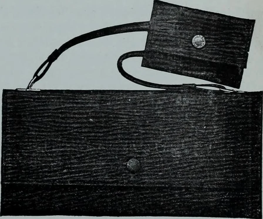 An illustration from Tissus et nouveauts 1913, 1913, leaf 56