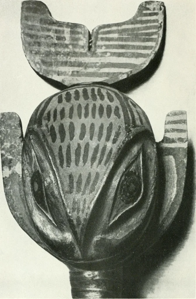 An illustration from Tlinkit u. Haida : Indianerstämme der Westküste von Nord-Amerika : Kultische Kunst und Mythen des Kulturkreises, 1922, leaf 107