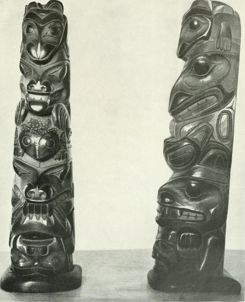 An illustration from Tlinkit u. Haida : Indianerstämme der Westküste von Nord-Amerika : Kultische Kunst und Mythen des Kulturkreises, 1922, leaf 90