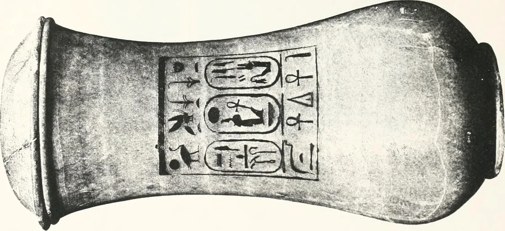 An illustration from Tomb of Yuaa and Thuiu, 1908, leaf 148