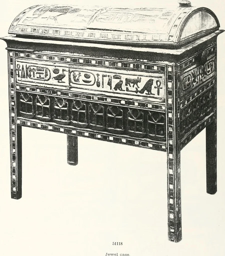 An illustration from Tomb of Yuaa and Thuiu, 1908, leaf 188