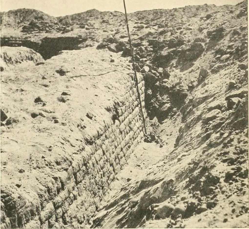 An illustration from Tombs of the third Egyptian dynasty at Reqâqnah and Bêt Khallâf, 1904, leaf 36