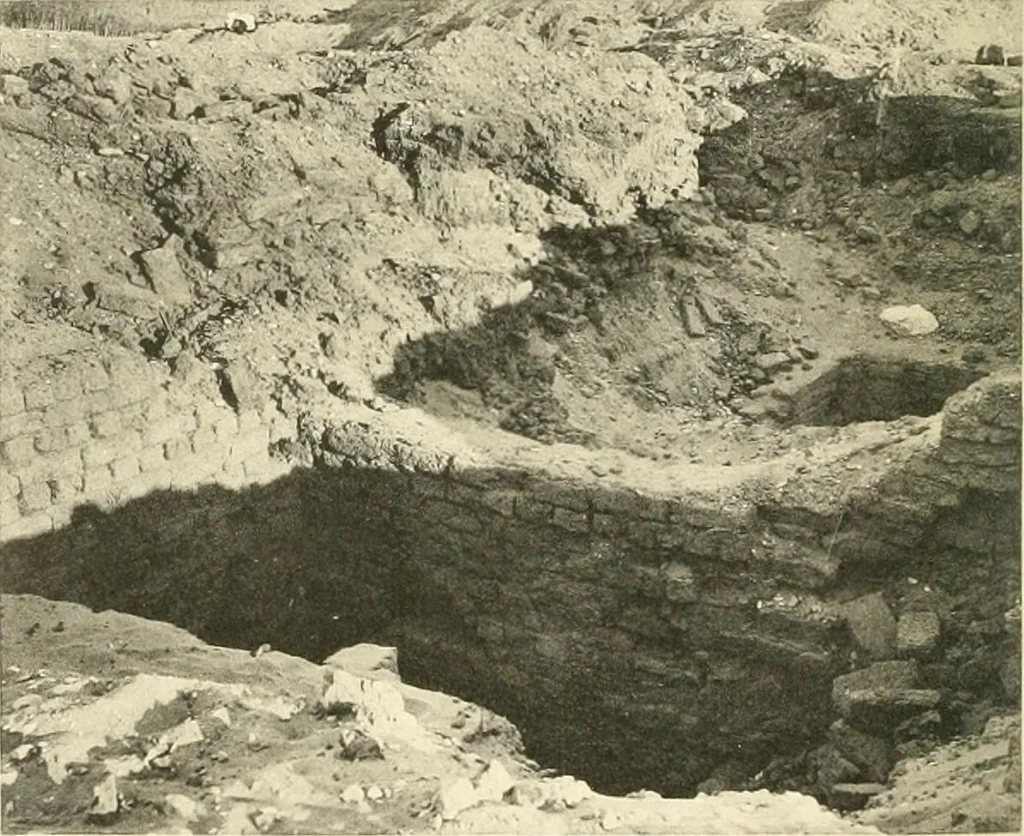 An illustration from Tombs of the third Egyptian dynasty at Reqâqnah and Bêt Khallâf, 1904, leaf 73