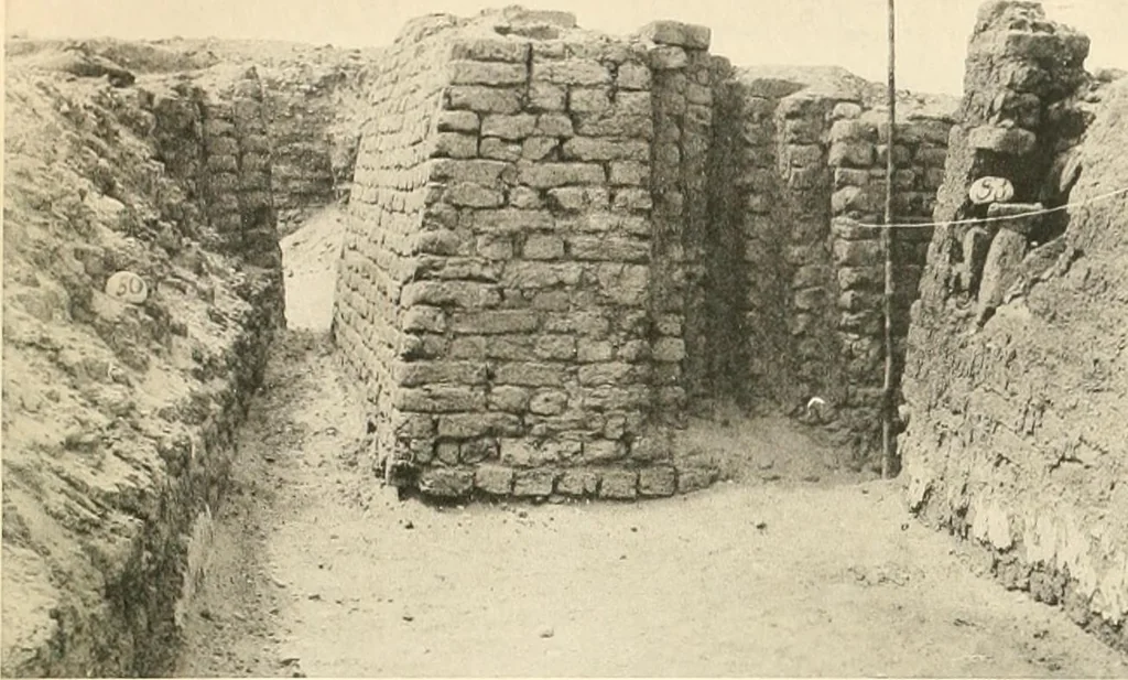 An illustration from Tombs of the third Egyptian dynasty at Reqâqnah and Bêt Khallâf, 1904, leaf 92