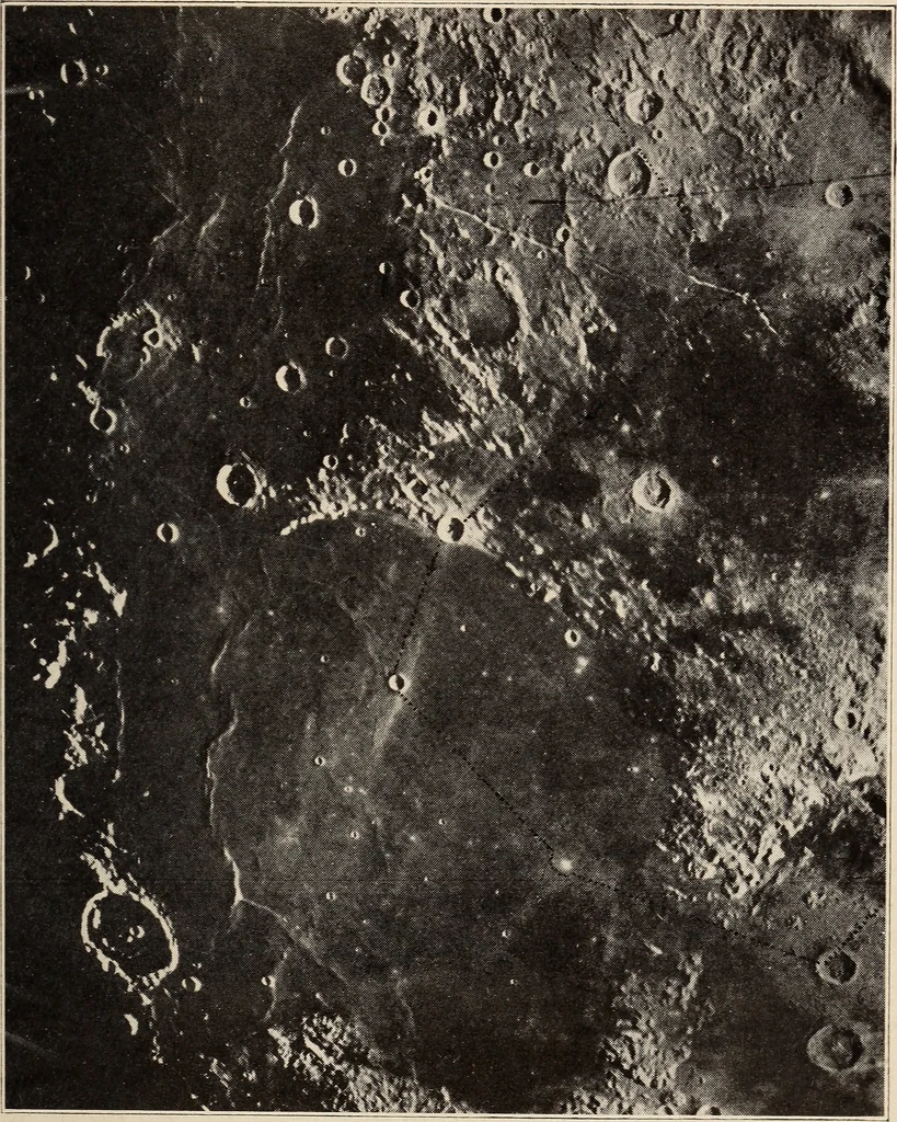 An illustration from To the moon and back in ninety days : a thrilling narrative of blended science and adventure, 1922, leaf 310