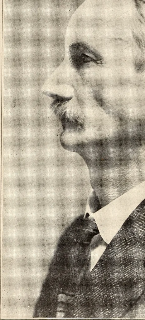 An illustration from To the moon and back in ninety days : a thrilling narrative of blended science and adventure, 1922, leaf 7
