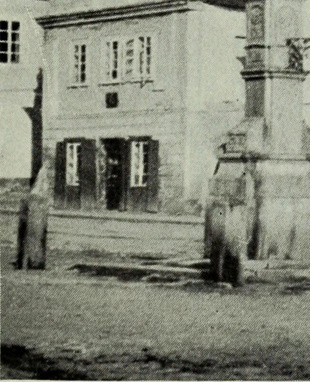 An illustration from Topographie der historischen und Kunst-Denkmale im politischen Bezirke Pribram, 1902, leaf 46