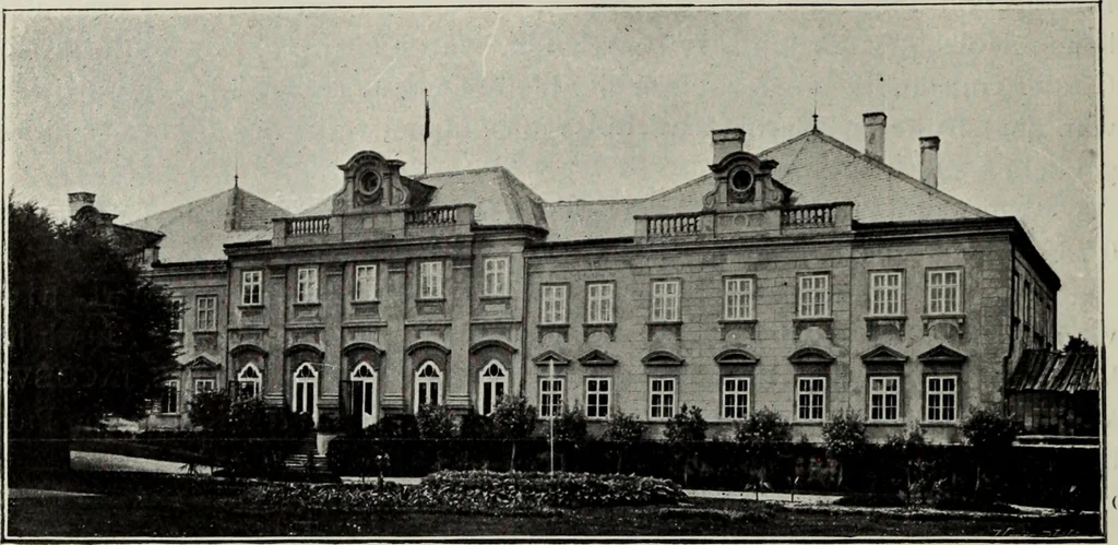 An illustration from Topographie der historischen und Kunst-Denkmale im politischen Bezirke Pribram, 1902, leaf 53