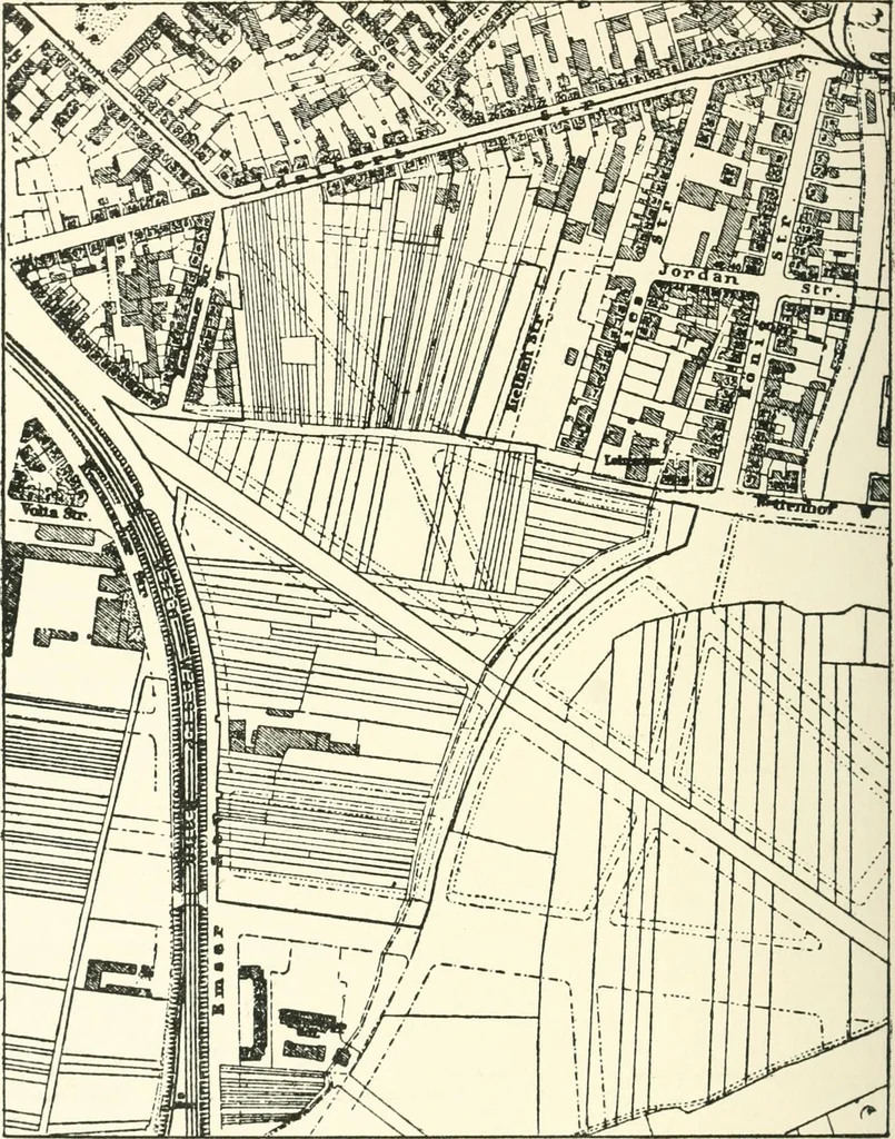 An illustration from Town planning, past, present and possible, 1911, leaf 67