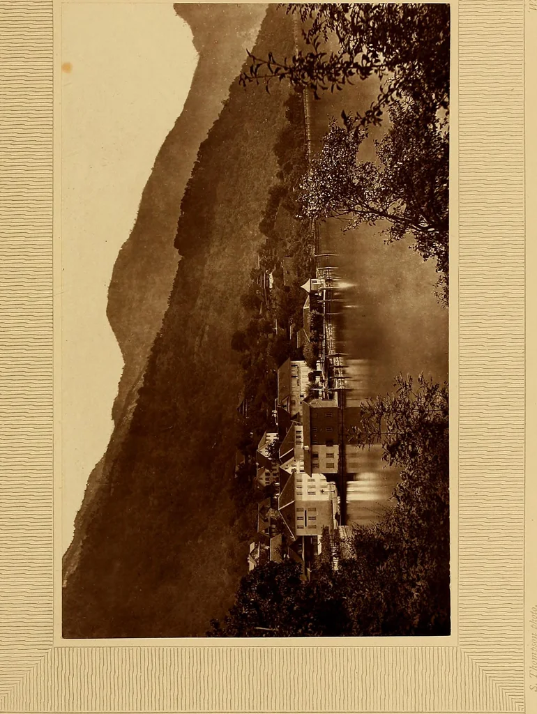 An illustration from Treasure spots of the world : a selection of the chief beauties and wonders of nature and art, 1875, leaf 100