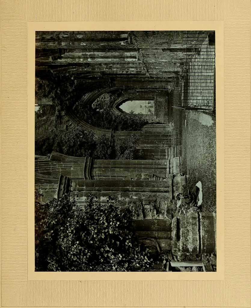 An illustration from Treasure spots of the world : a selection of the chief beauties and wonders of nature and art, 1875, leaf 34