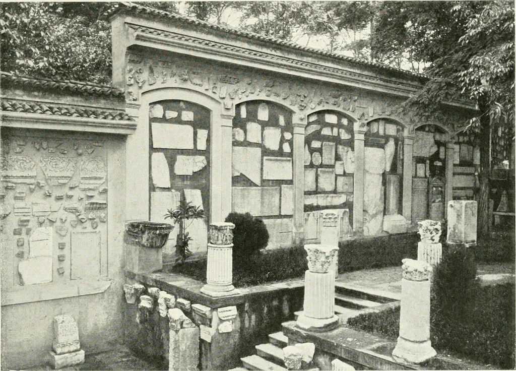 An illustration from Trieste, 1906, leaf 24