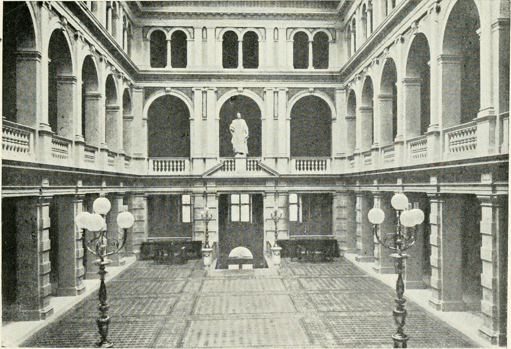 An illustration from Trieste, 1906, leaf 86