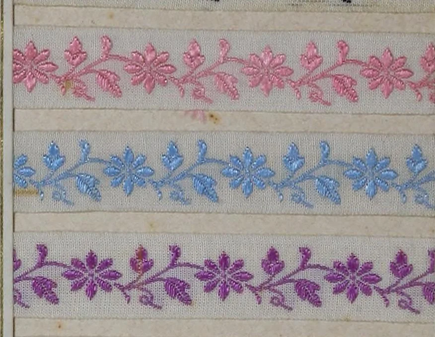 An illustration from [Trims and edgings, 1875, leaf 39