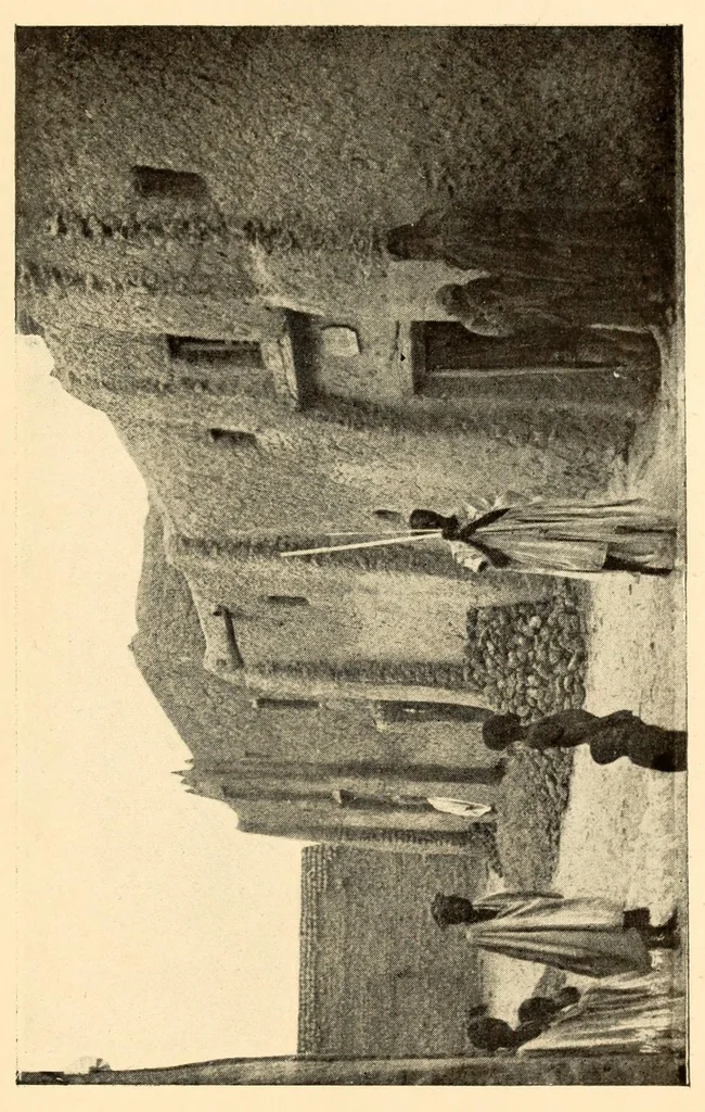 An illustration from Études sur l'Islam et les tribus du Soudan .., 1920, leaf 125