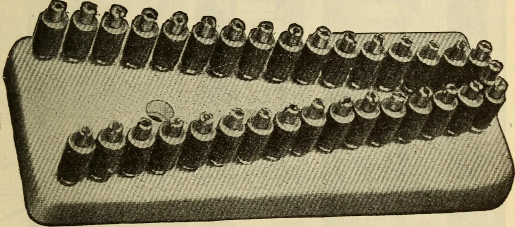 An illustration from Twentieth century handbook for steam engineers and electricians, with questions and answers; a practical nontechnical treatise .., 1916, leaf 1368