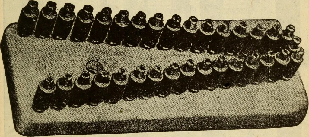 An illustration from Twentieth century handbook for steam engineers and electricians, with questions and answers; a practical nontechnical treatise on the care and management of steam engines, boilers and electric machinery, 1922, leaf 1368