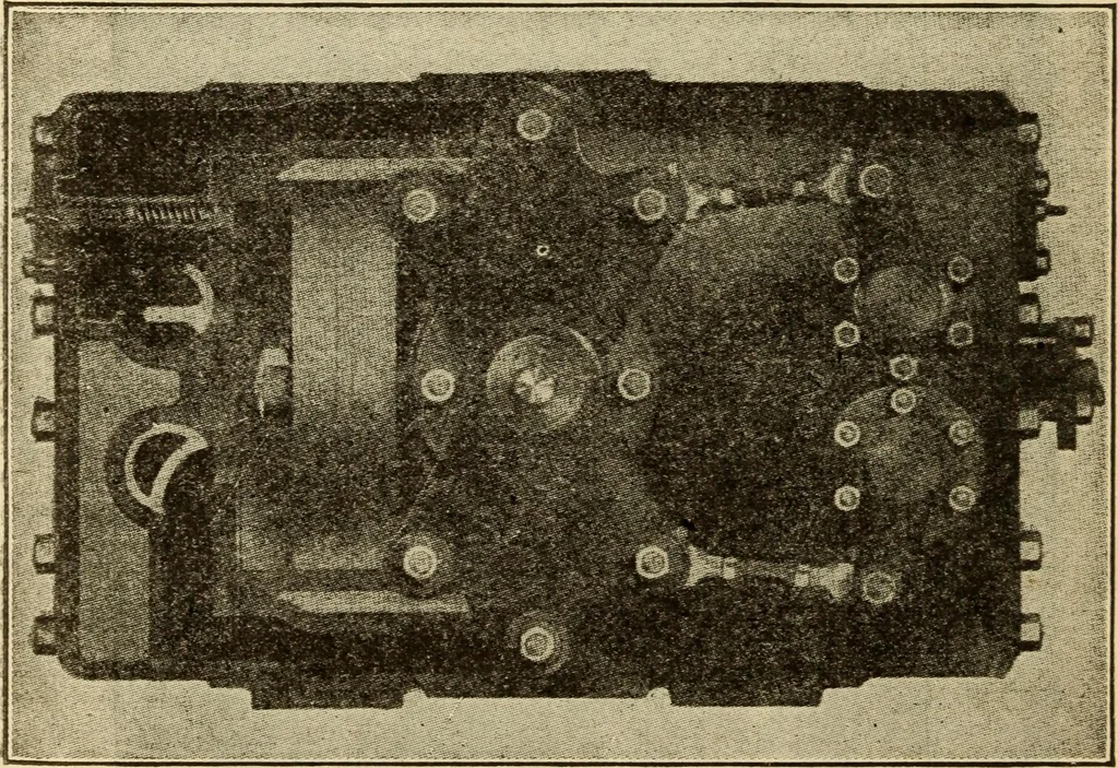 An illustration from Twentieth century handbook for steam engineers and electricians, with questions and answers; a practical nontechnical treatise on the care and management of steam engines, boilers and electric machinery, 1922, leaf 879