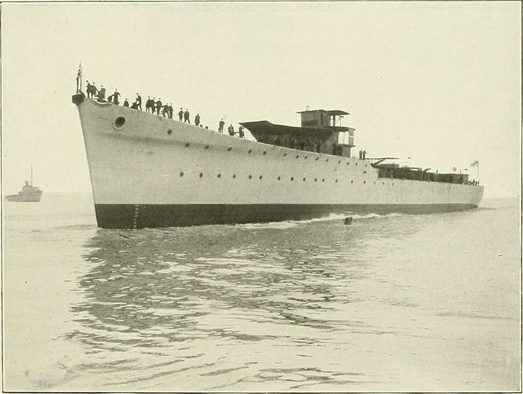 An illustration from Two centuries of shipbuilding by the Scotts at Greenock. Partly reprinted from "Engineering", 1920, leaf 148