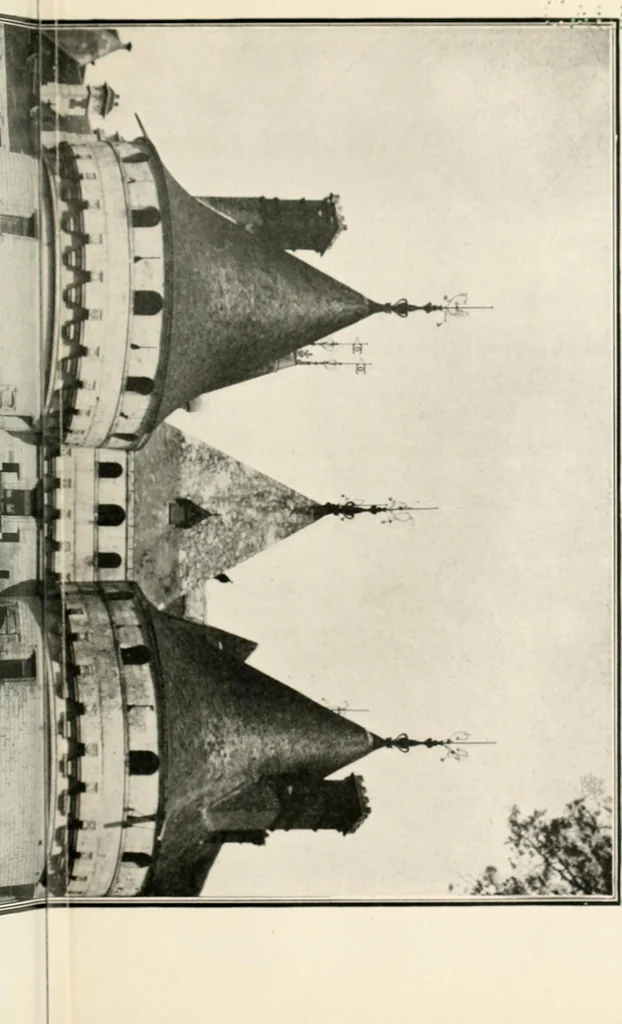 An illustration from Two gentlemen in Touraine, 1899, leaf 148