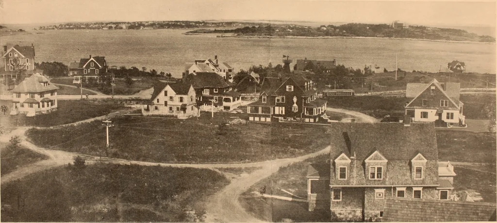 An illustration from Typical New England homes : Portland edition, 1904, leaf 118