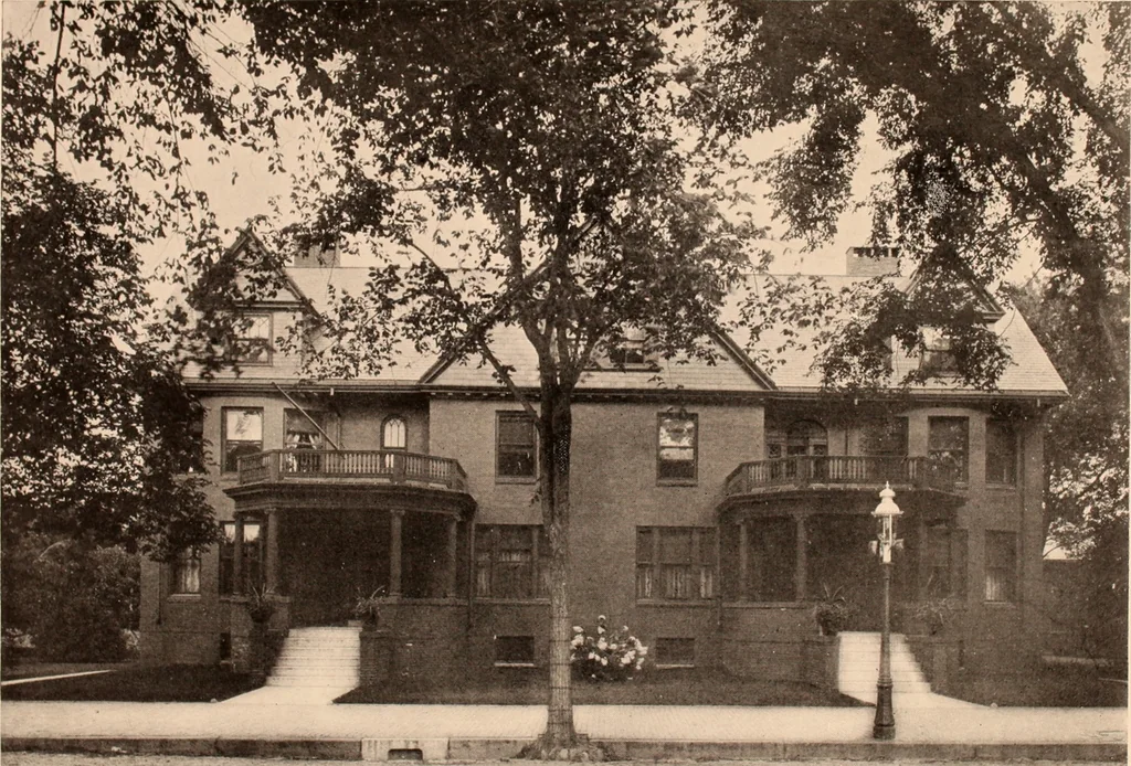 An illustration from Typical New England homes : Portland edition, 1904, leaf 24