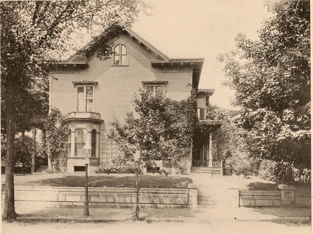 An illustration from Typical New England homes : Portland edition, 1904, leaf 26