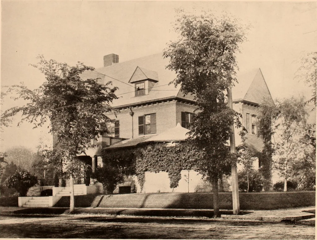 An illustration from Typical New England homes : Portland edition, 1904, leaf 6