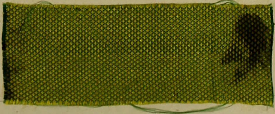 An illustration from [Un metier de fabrique, avec la dénomination des diverses objects nécessaires à la fabrication de l'étoffe, 1835, leaf 102