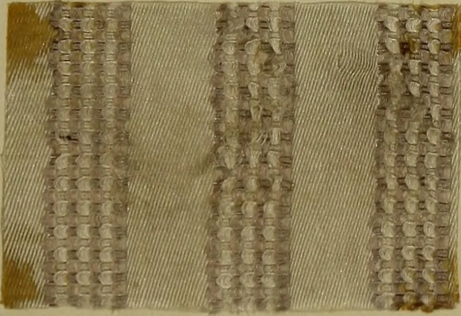 An illustration from [Un metier de fabrique, avec la dénomination des diverses objects nécessaires à la fabrication de l'étoffe, 1835, leaf 130