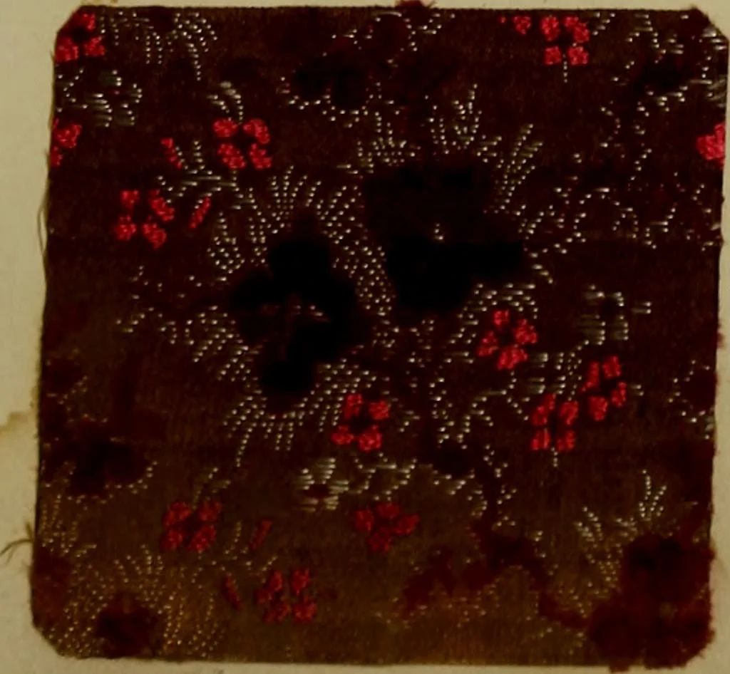 An illustration from [Un metier de fabrique, avec la dénomination des diverses objects nécessaires à la fabrication de l'étoffe, 1835, leaf 250