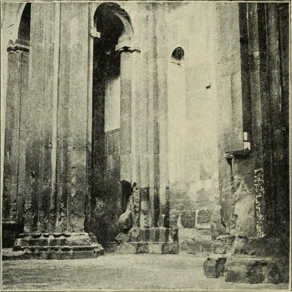 An illustration from Ursprung der christlichen Kirchenkunst, neue Tatsachen und Grundsätze der Kunstforschung, erörtert von Josef Strzygowski. Deutsche, vermehrte Originalausgabe, 1920, leaf 233