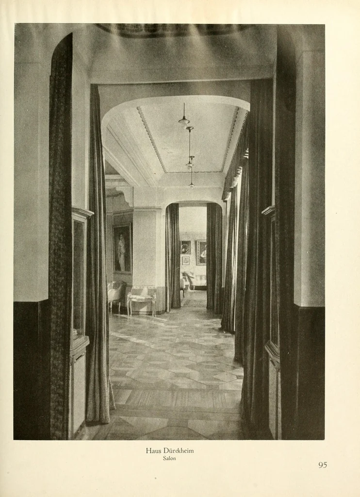 An illustration from Van de Velde, 1920, leaf 99