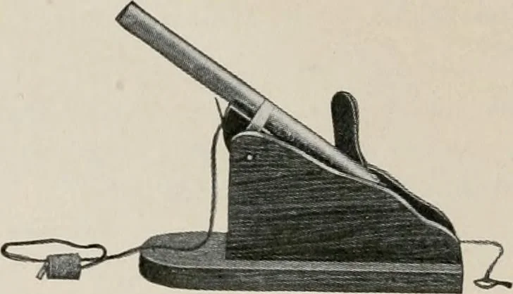An illustration from Vantine's., 1917, leaf 9