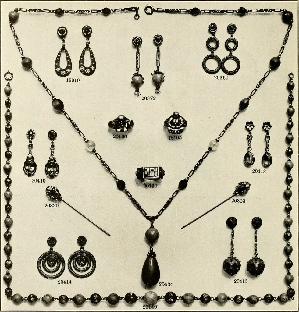 An illustration from Vantine's., 1915, leaf 33