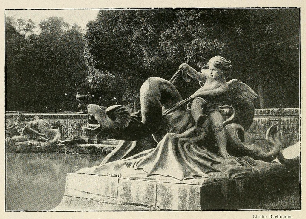 An illustration from Versailles, le château--les jardins--les Trianons-- le musée--la ville, 1904, leaf 150