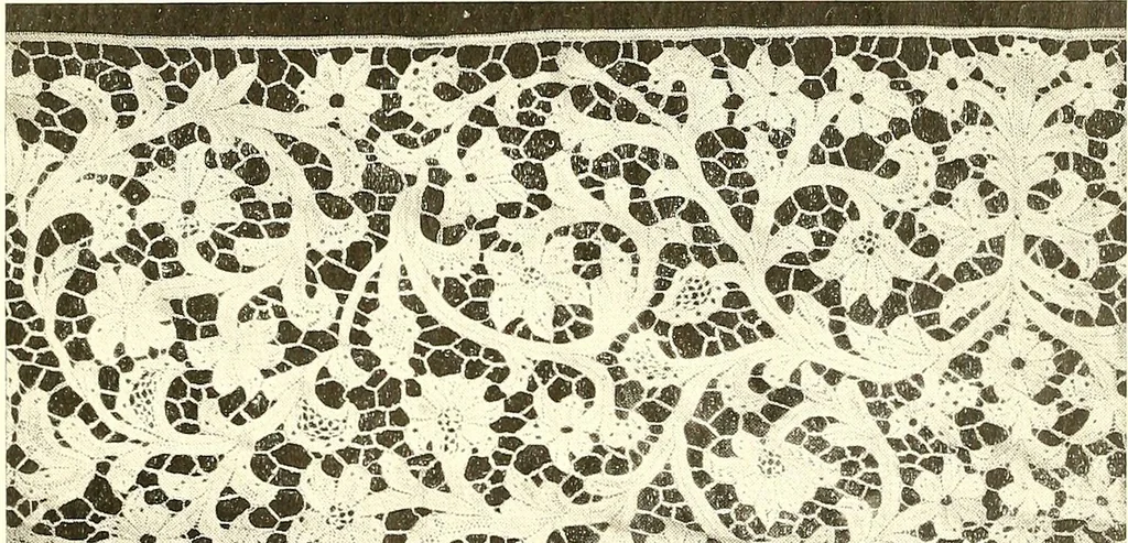 An illustration from Warings' exhibition of Italian art 1909 : furniture, bronzes, tapestries, embroideries, marbles, lace, academy pictures, 1909, leaf 100