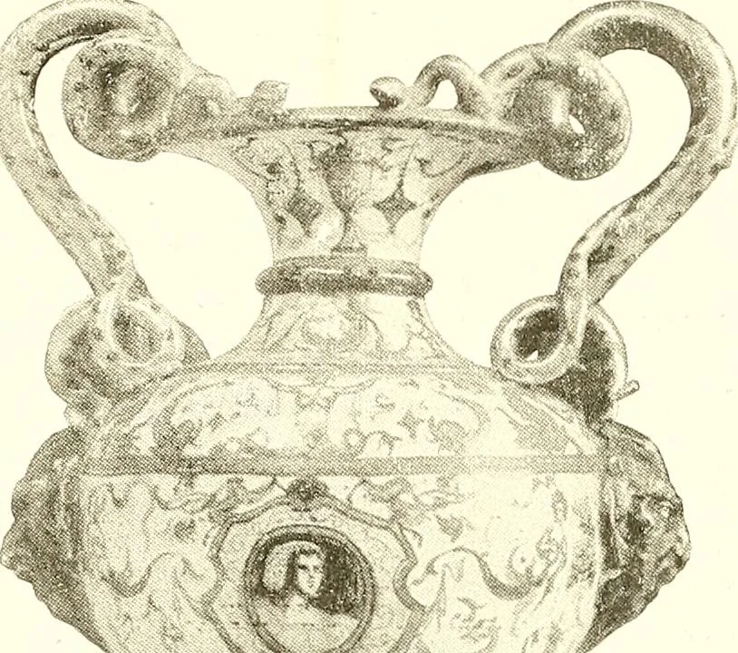 An illustration from Warings' exhibition of Italian art 1909 : furniture, bronzes, tapestries, embroideries, marbles, lace, academy pictures, 1909, leaf 92