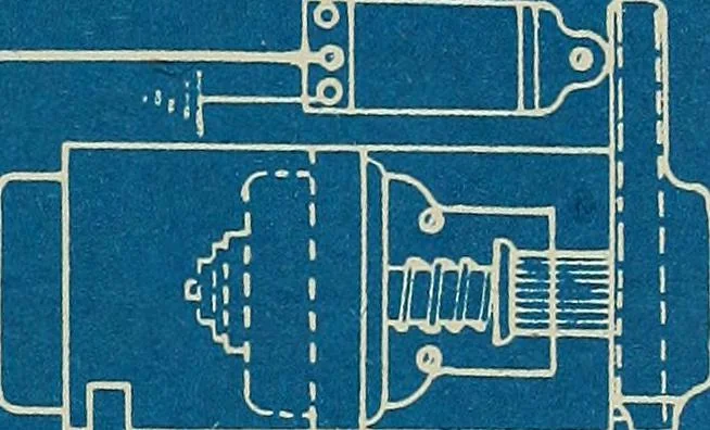 An illustration from Wells' auto-electricians' handbook; a reference book of adjustments, tests, repairs and performance of electric lighting and starting equipment on automobiles, 1922, leaf 468