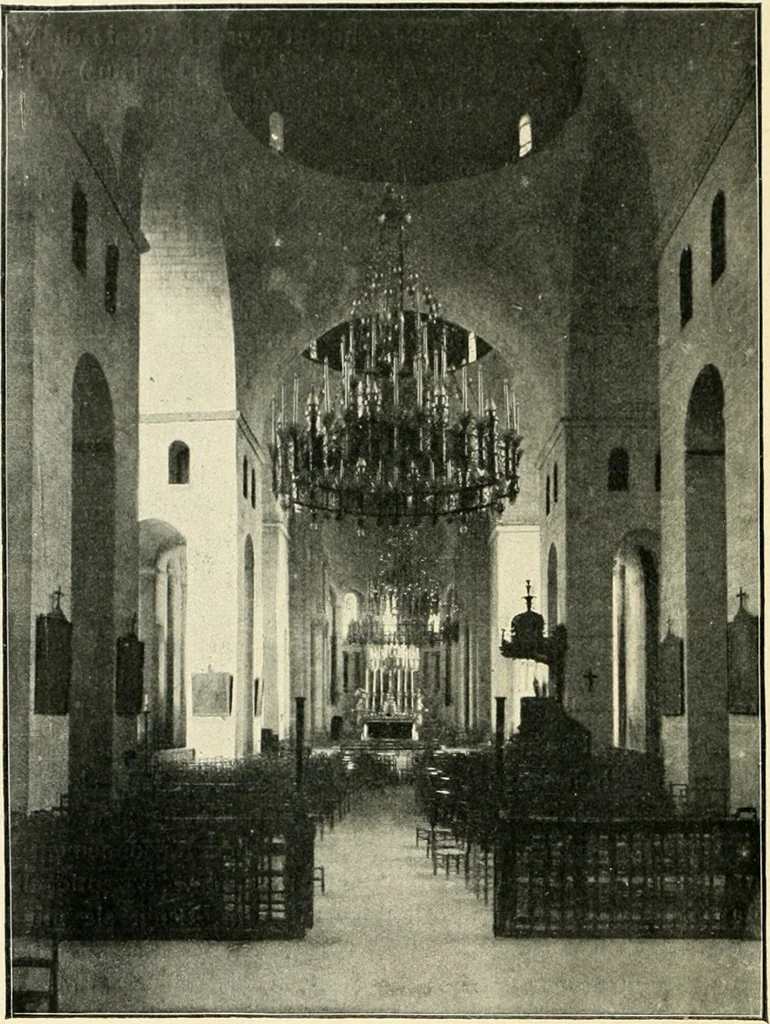 An illustration from Westfranzösische Kuppelkirchen, 1904, leaf 21