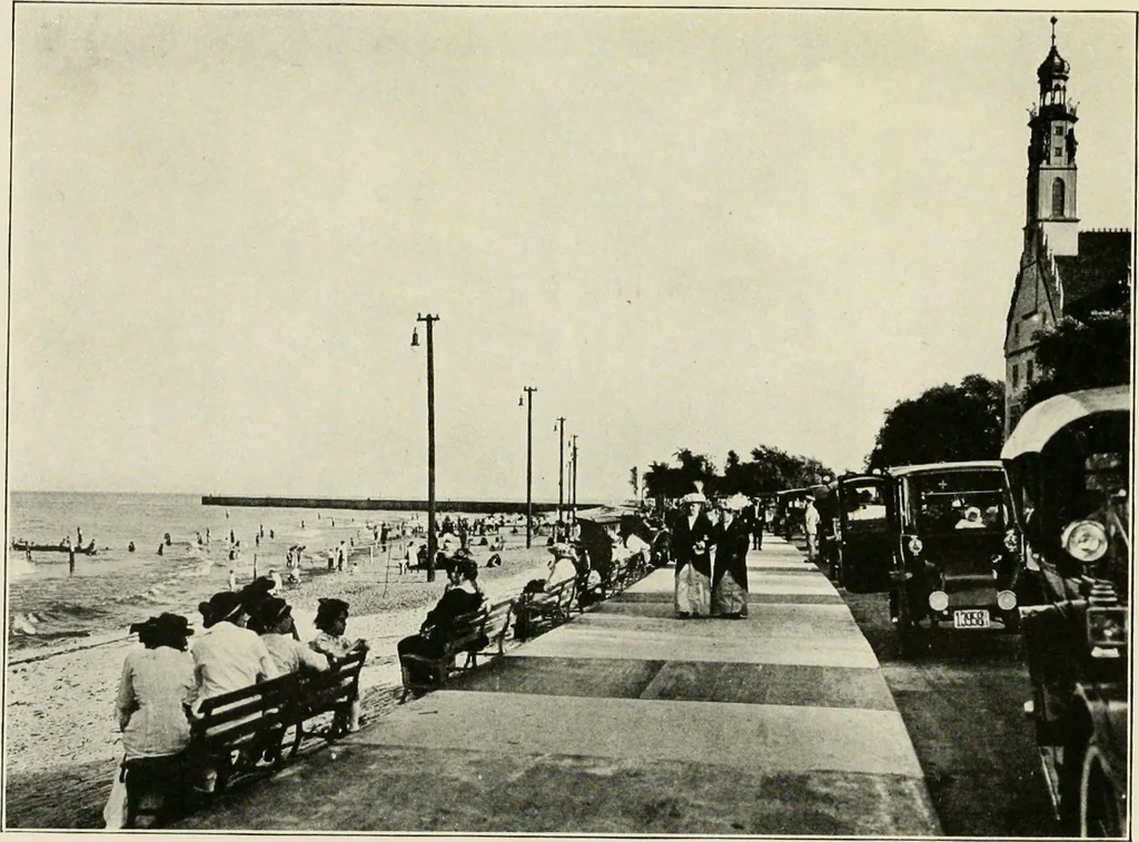 An illustration from What of the city? America's greatest issue--city planning, what it is and how to go about it to achieve success, 1919, leaf 292
