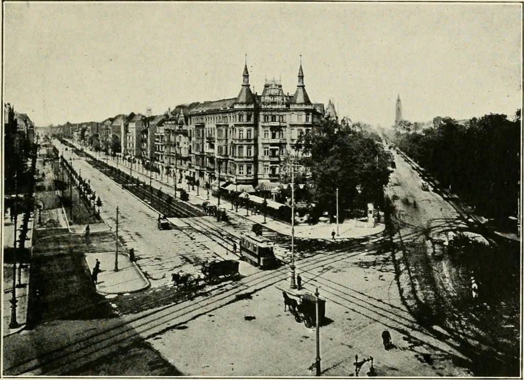 An illustration from What of the city? America's greatest issue--city planning, what it is and how to go about it to achieve success, 1919, leaf 460