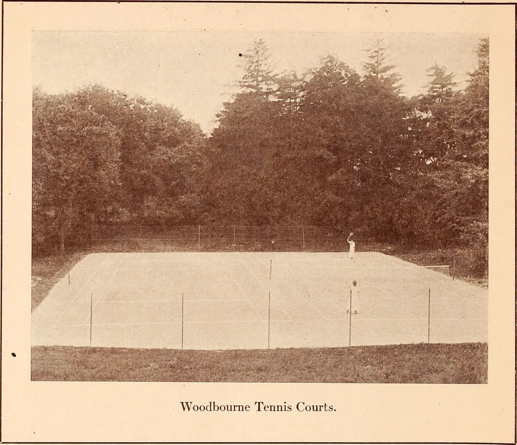 An illustration from Woodbourne : a description of single and semi-detached houses offered at this attractive site by the Boston Dwelling House Company, 1913, leaf 35