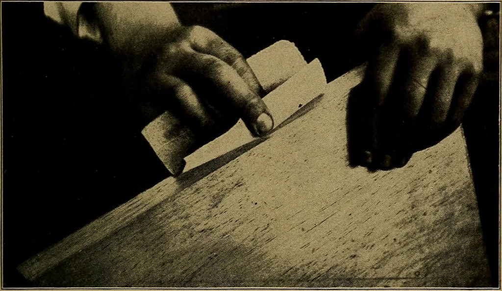 An illustration from Woodwork for the grades, for use in manual training classes; fully illustrated with three hundred half-tone engravings from actual shop practice, and many working drawings of educational shop problems, 1913, leaf 102