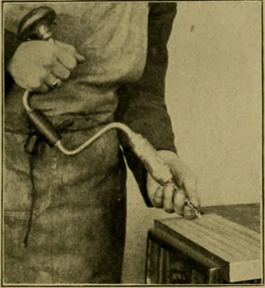 An illustration from Woodwork for the grades, for use in manual training classes; fully illustrated with three hundred half-tone engravings from actual shop practice, and many working drawings of educational shop problems, 1913, leaf 111