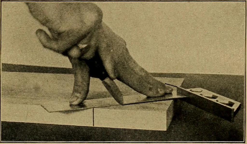 An illustration from Woodwork for the grades, for use in manual training classes; fully illustrated with three hundred half-tone engravings from actual shop practice, and many working drawings of educational shop problems, 1913, leaf 114